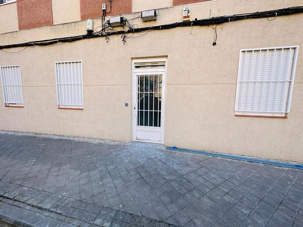 Hospedaje Cuatro Vientos Madrid Luaran gambar